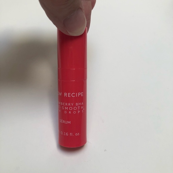 3/$20 Glow Recipe Strawberry BHA Pore Smooth Blur Drops Serum NWOT - Picture 2 of 3